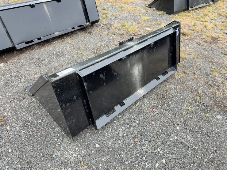 60"-gp-bucket-image-2