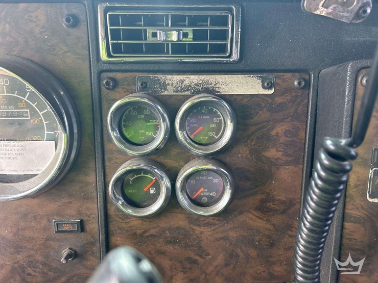 1995-kenworth-t400-image-21