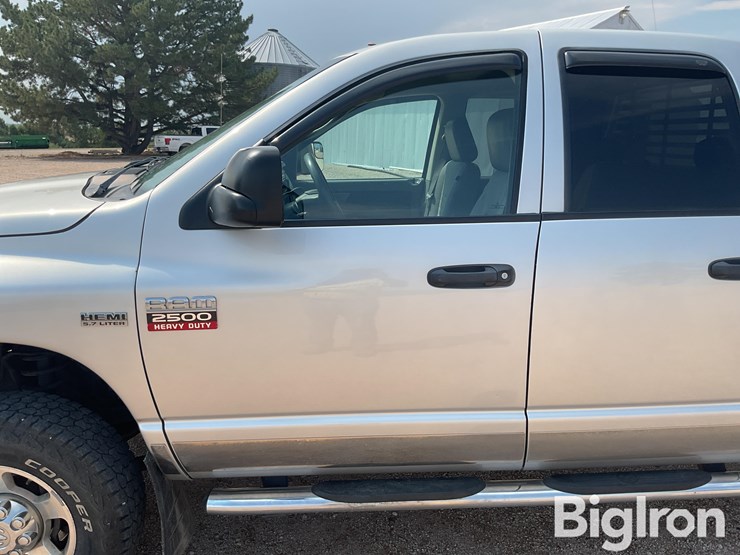 2008-dodge-ram-2500-image-13