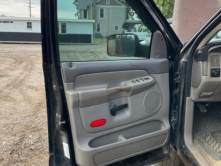 2003-dodge-2500-image-84