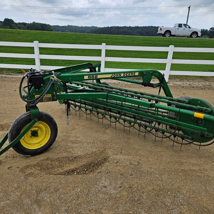 JOHN DEERE 662