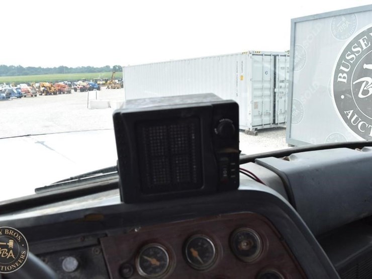1986-ford-ltl9000-image-56