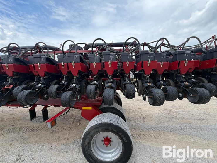 2004-case-ih-1200-image-19