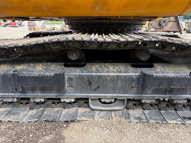 2021-jcb-js160n-lc-image-11