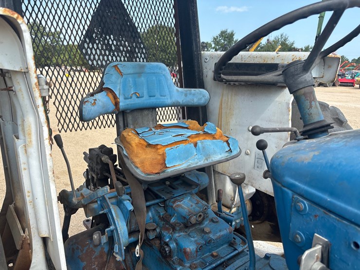 ford-6610-image-8