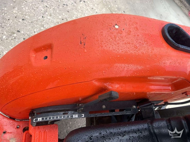2020-kubota-3901dt-4wd-37hp-utility-loader-tractor-image-8