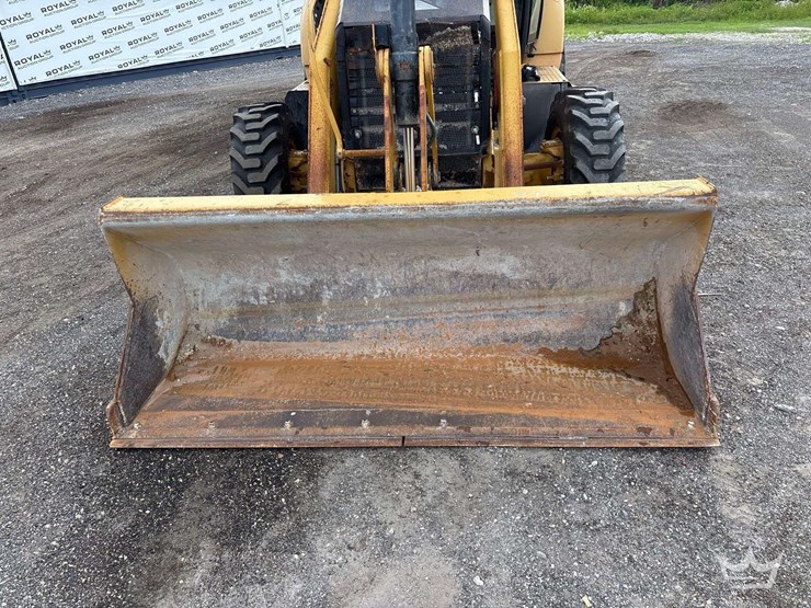 2013-caterpillar-430f-image-12