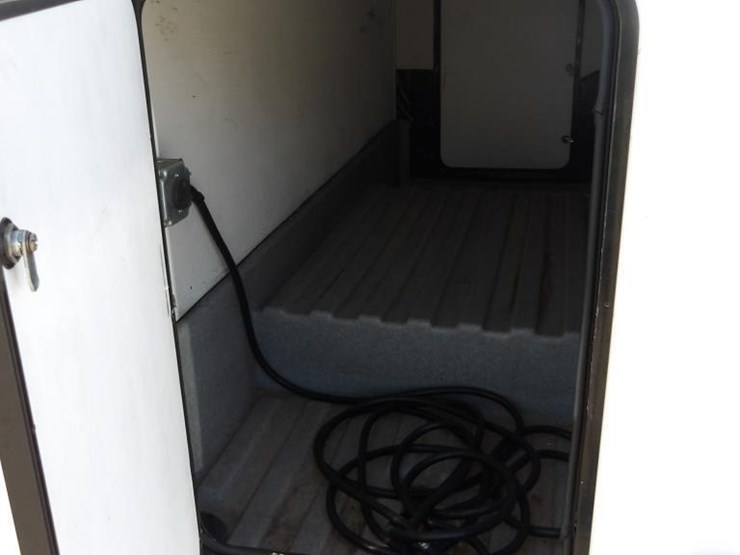 2021-ford-e450-image-26