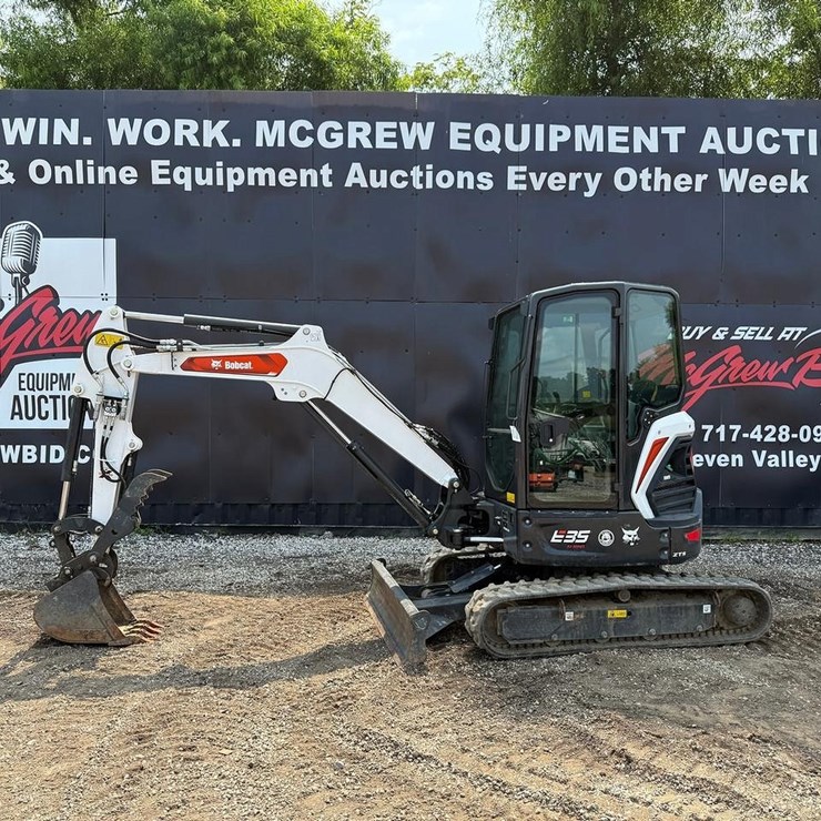 2023 BOBCAT E35i