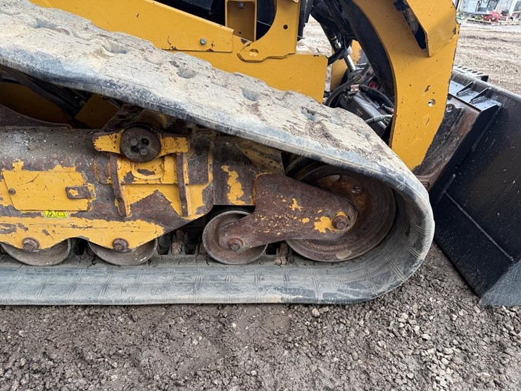2020-caterpillar-289d3-image-14