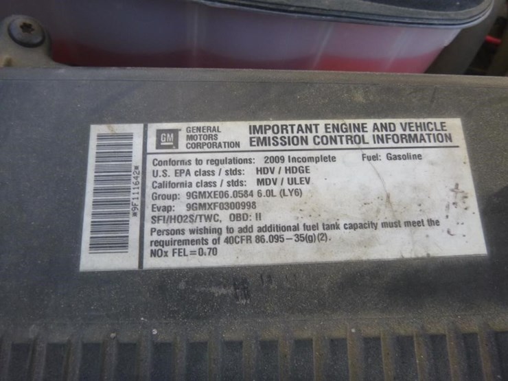 2009-chevrolet-3500hd-image-15