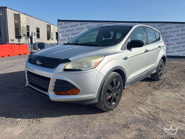 2014-ford-escape-image-1