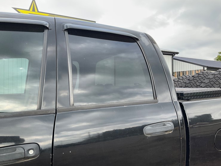2003-dodge-2500-image-23