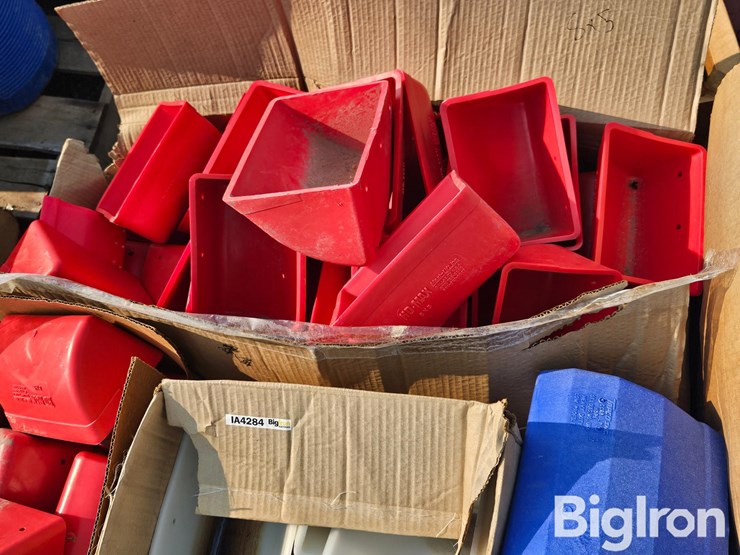leg-buckets-image-2