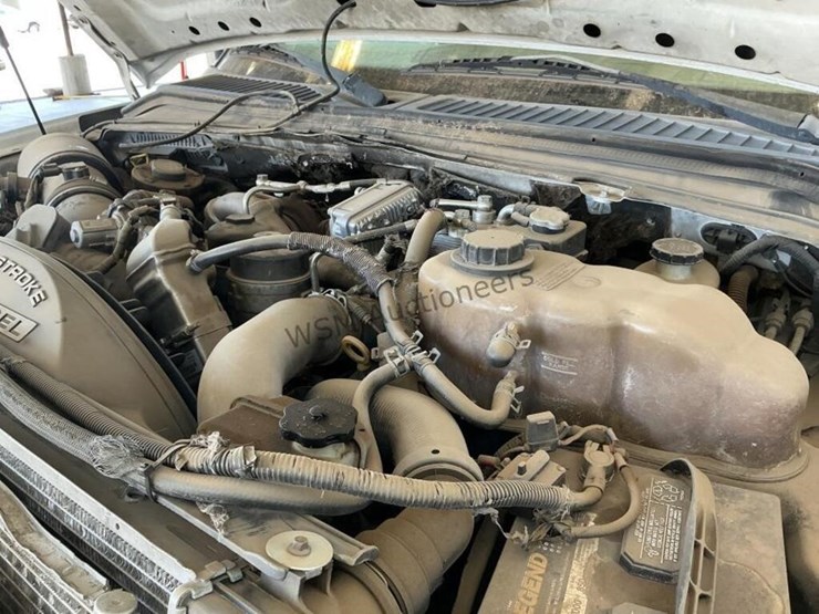 2008-ford-f550-image-16