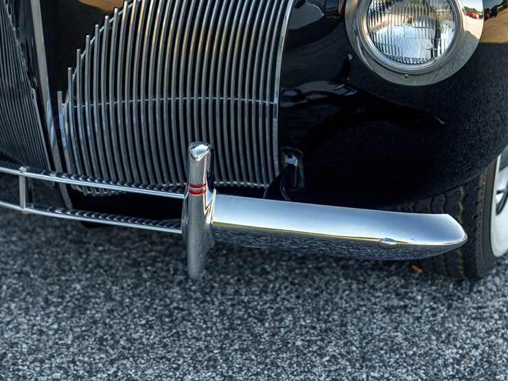 #112-•-offered-at-no-reserve-|-1940-lincoln-zephyr-continental-convertible-image-39