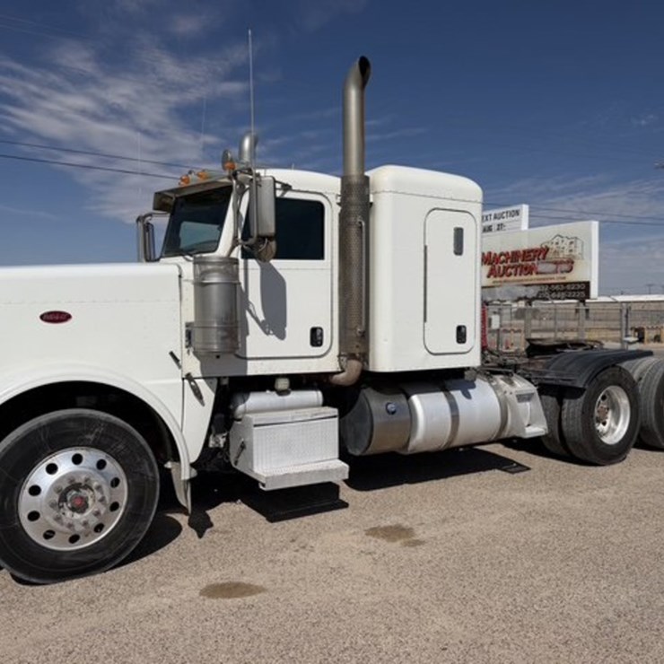2012 PETERBILT 365