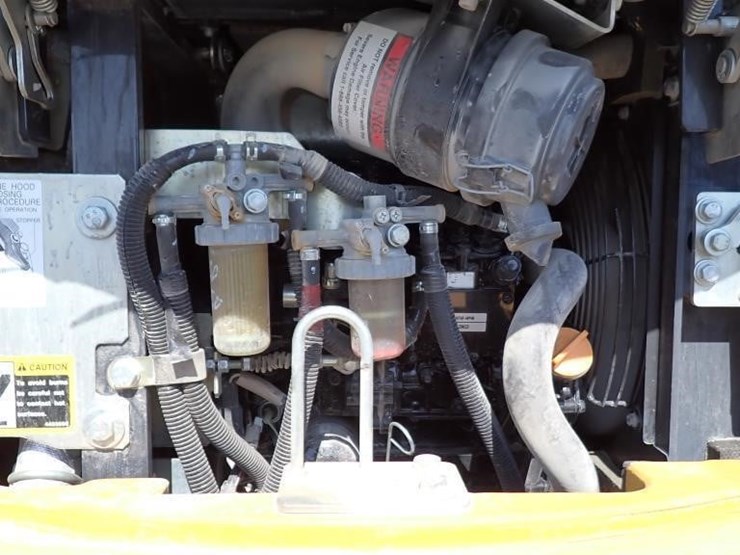 2021-deere-17g-image-19