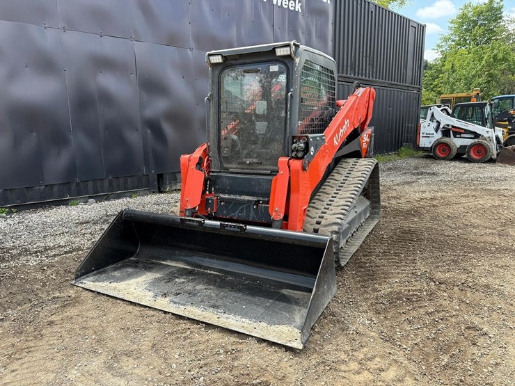 2023-kubota-svl97-2-image-8