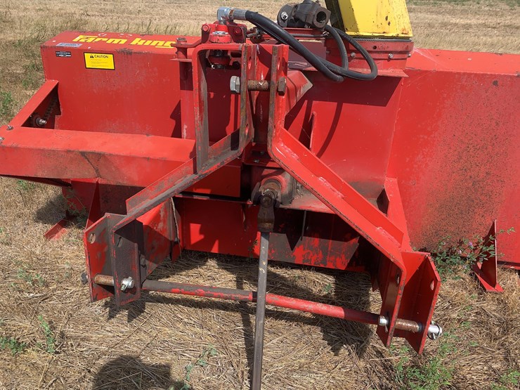 farm-king-snowblower-image-11