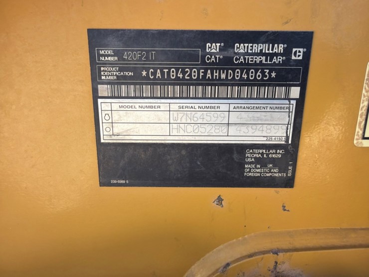 2021-caterpillar-420f2-image-11