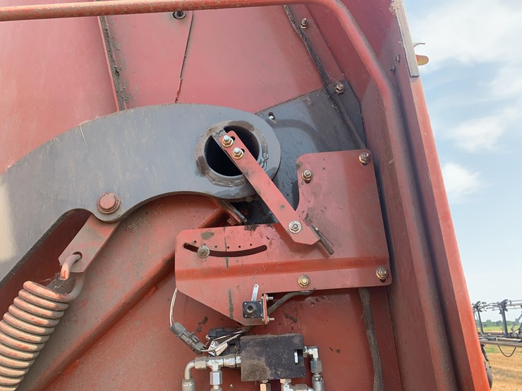 hesston-5156-image-14
