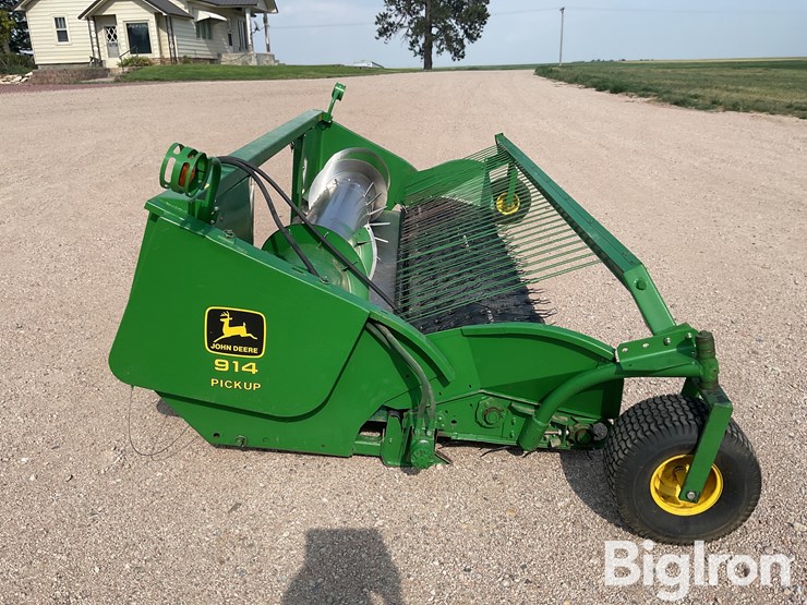 john-deere-8820-image-4