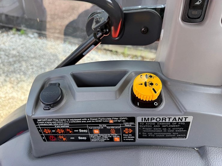 2020-kubota-mx5400-image-29