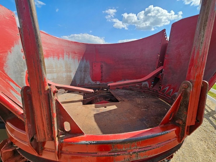 case-ih-8610-image-24