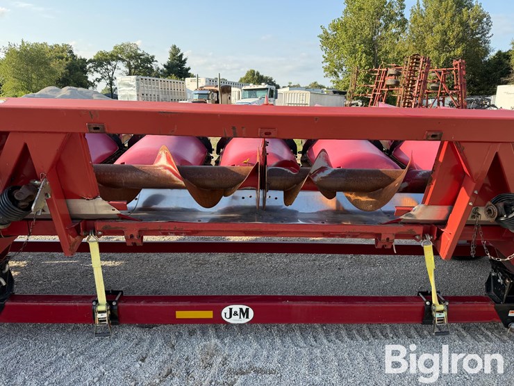2005-case-ih-2412-image-12