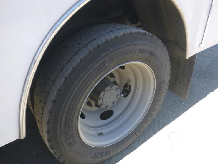2015-ford-f450-image-14