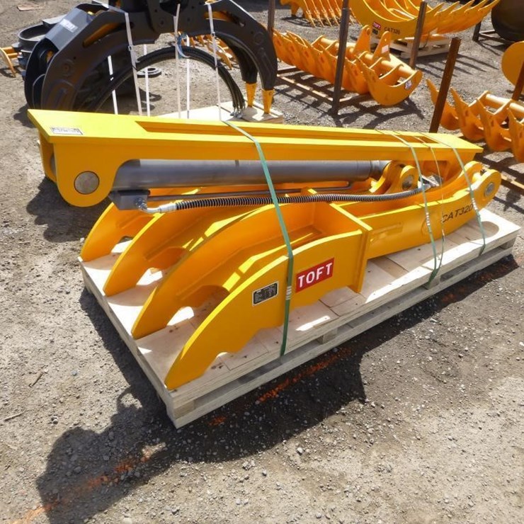 CATERPILLAR 320
