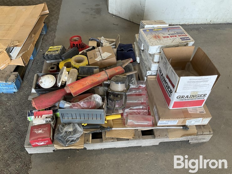 first-aid-kits,-caution-tape,-trailer-lights-image-6