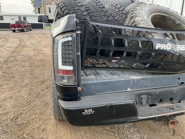 2003-dodge-2500-image-32