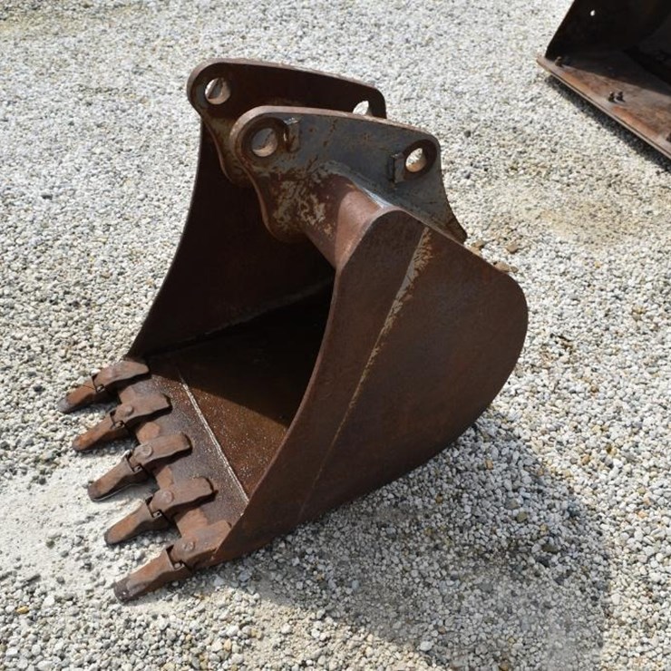 Bucket 24INCH BACKHOE BUCKET 46544