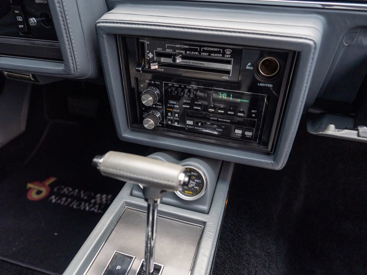 #113-•-1987-buick-grand-national-image-80