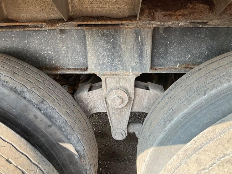 #2111-•-1995-east-manufacturing-live-floor-transfer-trailer-image-28