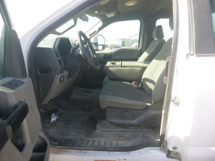 2019-ford-f450-image-10