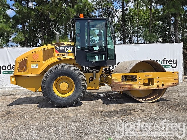 2020-caterpillar-cs56b-image-6