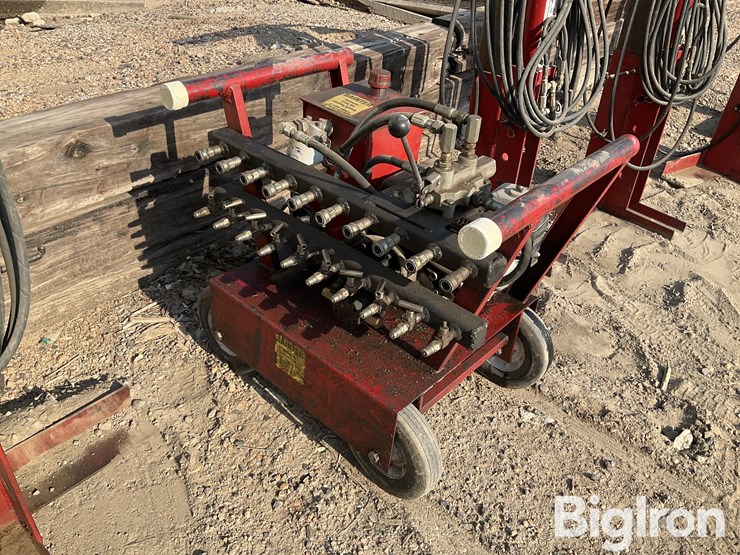 bainter-hydraulic-bin-jacks-image-17
