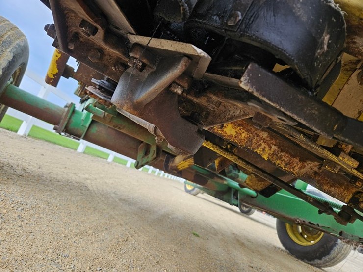 john-deere-3800-image-14