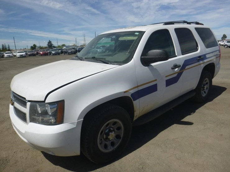 2013-chevrolet-tahoe-image-1