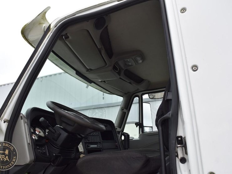 2014-international-prostar-image-68