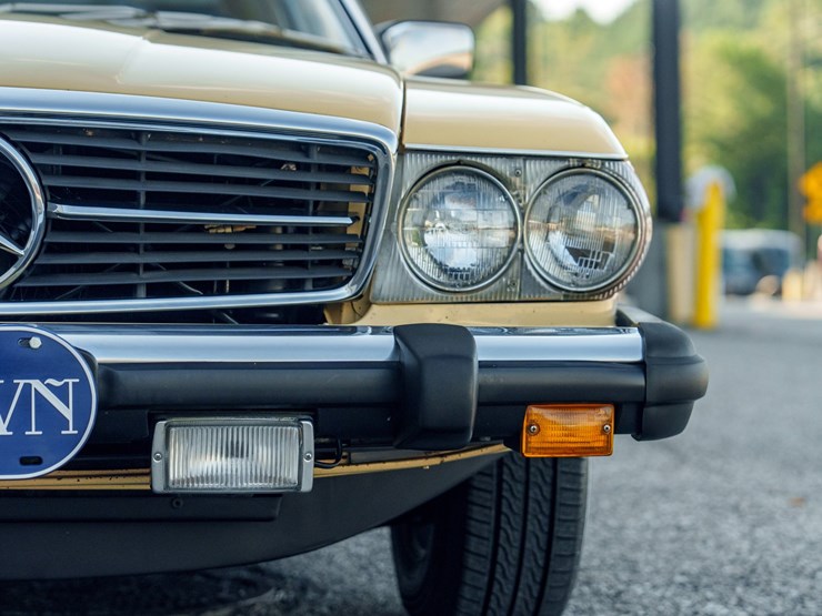#122-•-offered-at-no-reserve-|-1980-mercedes-benz-450sl-convertible-image-31