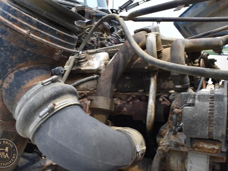 1986-ford-ltl9000-image-40