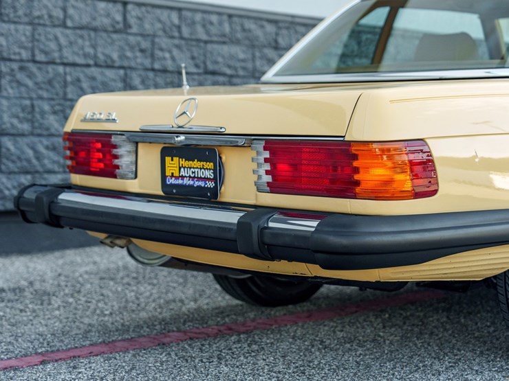 #122-•-offered-at-no-reserve-|-1980-mercedes-benz-450sl-convertible-image-44