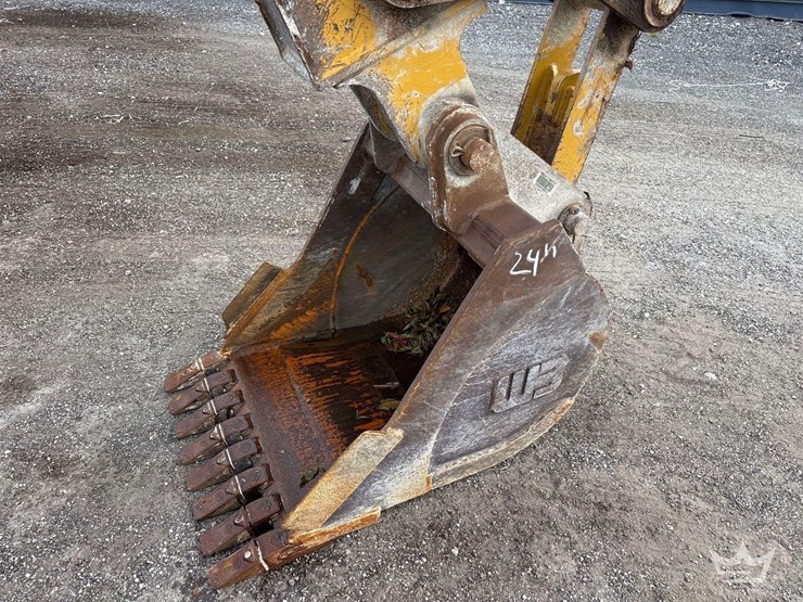 2013-caterpillar-430f-image-8