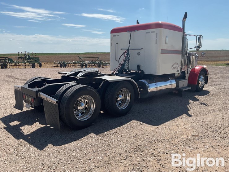 2005-peterbilt-378-image-5