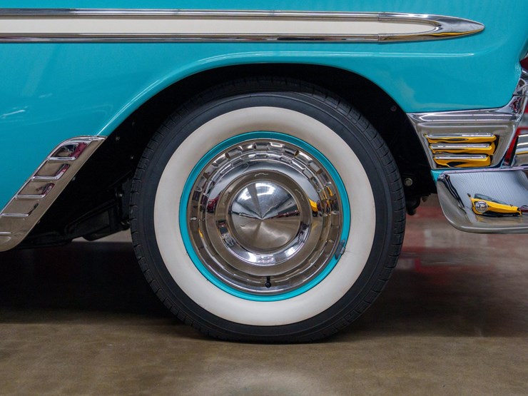 #100-•-1956-chevrolet-bel-air-convertible-image-37