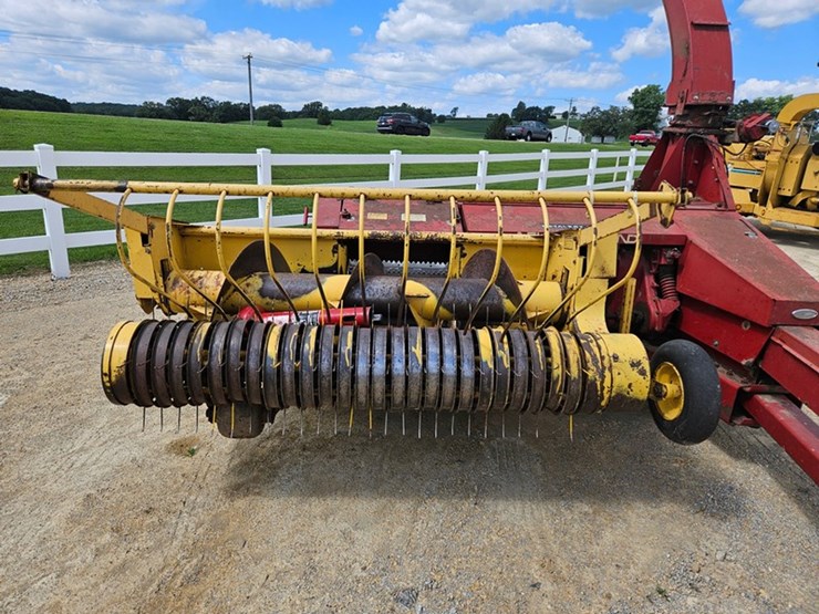 new-holland-900-image-11